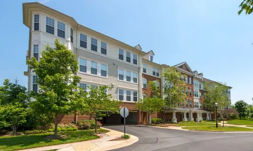 80 Low-Maintenance Condos