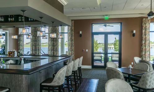 Bar & Lounge