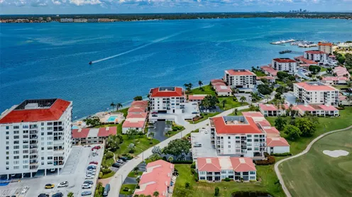 Casa Del Mar Condominiums