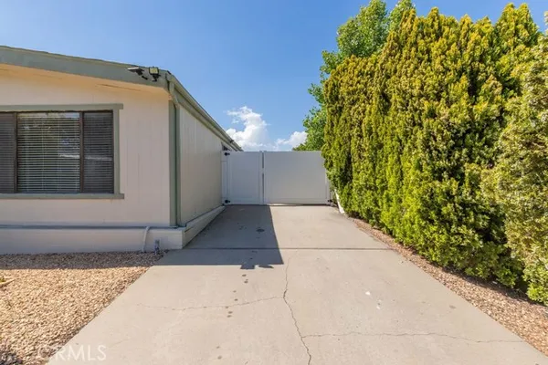 Property Slideshow image 2 of 38 | 38023 via vela, Murrieta, CA, 92563