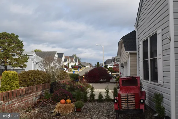 Property Slideshow image 3 of 33 | 63 lookout dr, Manahawkin, NJ, 08050