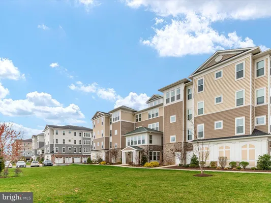 Property Slideshow image 2 of 59 | 1000 herons nest way unit 22, Chester, MD, 21619