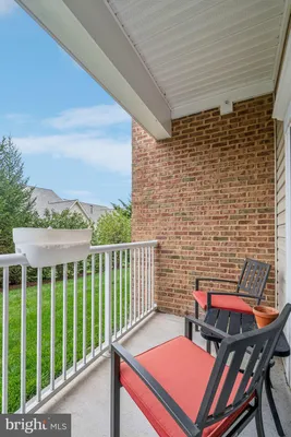 Property Slideshow image 2 of 18 | 20515 little creek ter 101, Ashburn, VA, 20147
