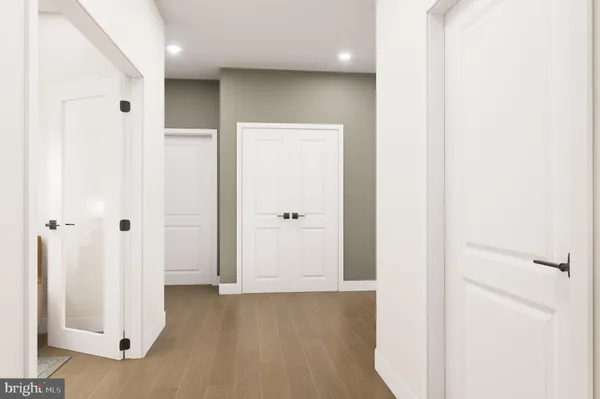 Property Slideshow image 3 of 13 | 1121 fortune ter 4, Potomac, MD, 20854