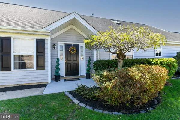 Property Slideshow image 2 of 33 | 6 phoebe ter, West Deptford, NJ, 08086