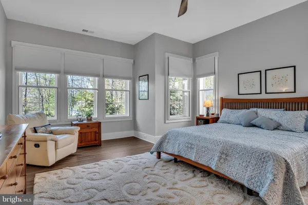 Property Slideshow image 3 of 78 | 215 rustic wood dr, Gettysburg, PA, 17325