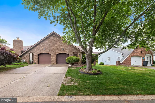 Property Slideshow image 3 of 38 | 22 fir rd, Manahawkin, NJ, 08050