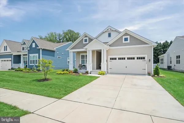 Property Slideshow image 3 of 51 | 21336 dauphine st, Lewes, DE, 19958