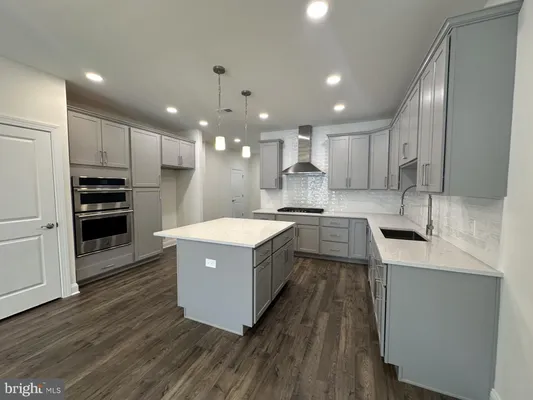 Property Slideshow image 2 of 31 | 53 kay chiarello way, Hamilton, NJ, 08690