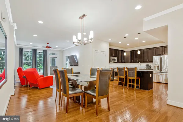 Property Slideshow image 3 of 54 | 9726 knowledge dr, Laurel, MD, 20723