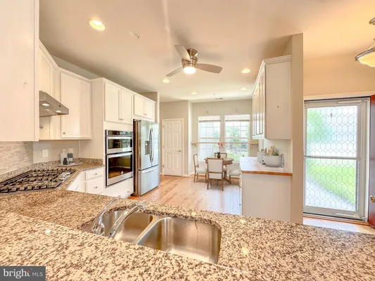 Property Slideshow image 2 of 32 | 14 pensacola st, Fredericksburg, VA, 22406