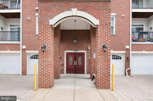 Property Slideshow image 2 of 33 | 10273 fountain cir 306, Manassas, VA, 20110