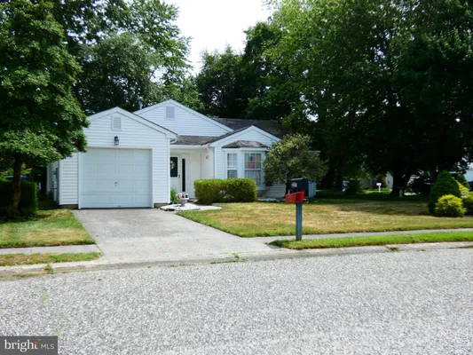 Property Slideshow image 3 of 33 | 227 lantern pl, Little Egg Harbor Twp, NJ, 08087