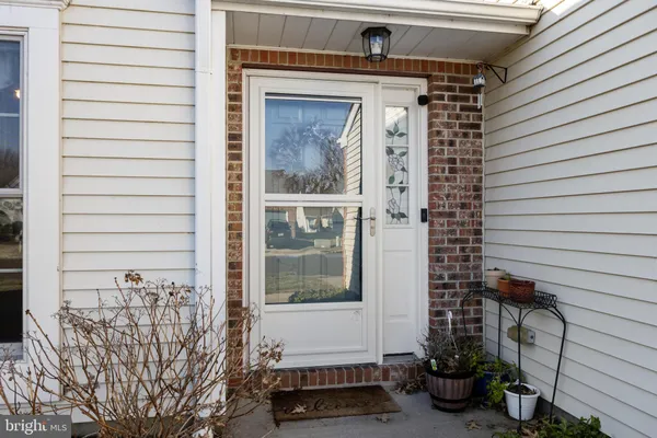 Property Slideshow image 3 of 27 | 404 aster pl, Mount Laurel, NJ, 08054