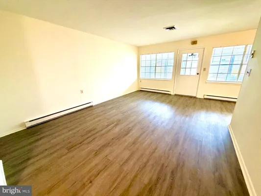 Property Slideshow image 2 of 24 | 842 inverness ct b, Lakewood, NJ, 08701