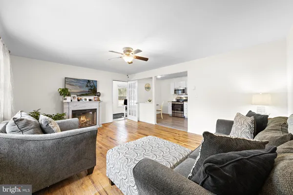 Property Slideshow image 3 of 28 | 528 lilac ln a, Manchester Township, NJ, 08759