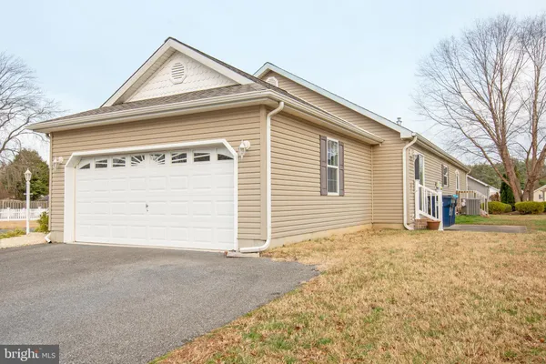 Property Slideshow image 3 of 26 | 116 lavender dr # 4, Magnolia, DE, 19962