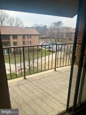 Property Slideshow image 2 of 16 | 15211 elkridge way 94-3c, Silver Spring, MD, 20906