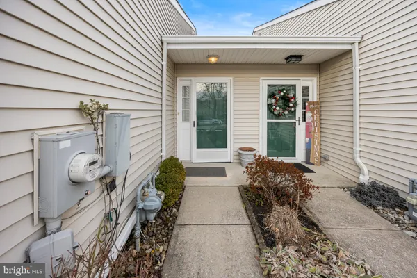 Property Slideshow image 3 of 32 | 20 raleigh dr, Mount Laurel, NJ, 08054