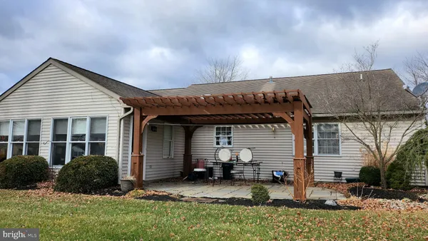 Property Slideshow image 3 of 5 | 1 thorndale dr, Myerstown, PA, 17067