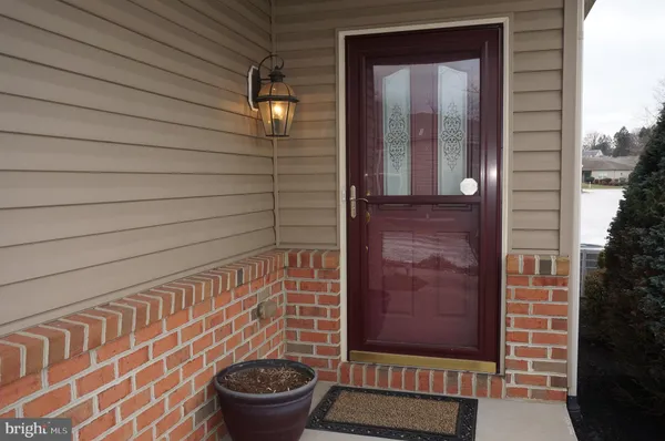 Property Slideshow image 2 of 35 | 197 meadowview dr, Harrisburg, PA, 17111