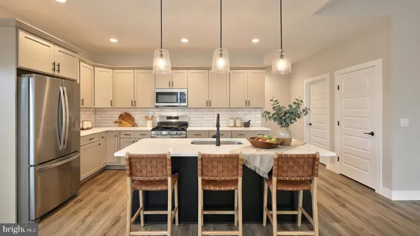 Property Slideshow image 3 of 26 | 504 hamilton ln, Annville, PA, 17003