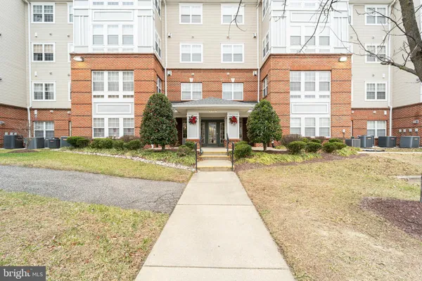 Property Slideshow image 2 of 47 | 13216 fox bow dr apt 405, Upper Marlboro, MD, 20774