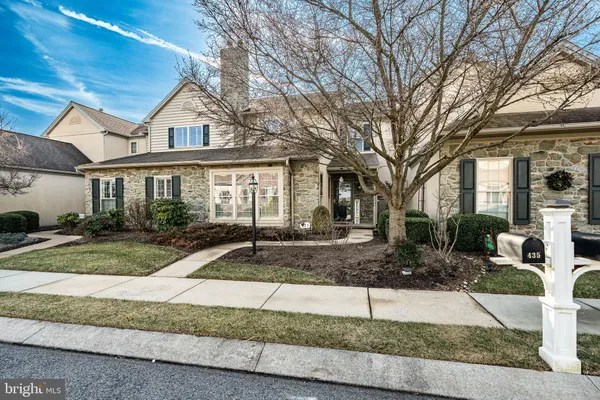 Property Slideshow image 3 of 35 | 435 laurel ridge path, Cochranville, PA, 19330