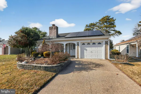 Property Slideshow image 2 of 37 | 14 burtons dr, Southampton, NJ, 08088