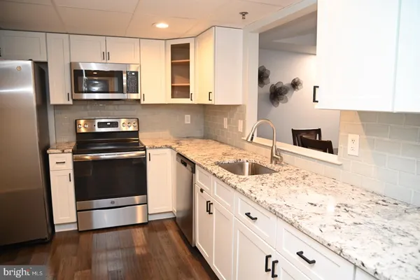 Property Slideshow image 3 of 57 | 8203 centennial sta 820, Warminster, PA, 18974