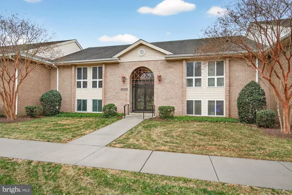 Property Slideshow image 2 of 31 | 3240 gleneagles dr # 102-1c, Silver Spring, MD, 20906