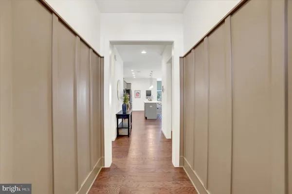 Property Slideshow image 3 of 25 | 922 shadowbrooke dr, Dover, PA, 17315