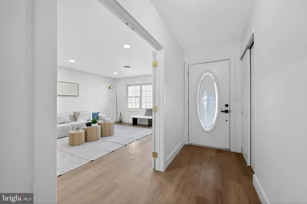 Property Slideshow image 2 of 18 | 52 sherwood pl, Southampton, NJ, 08088