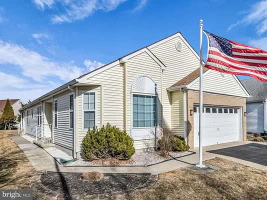 Property Slideshow image 3 of 27 | 355 jamaica blvd, Toms River, NJ, 08757
