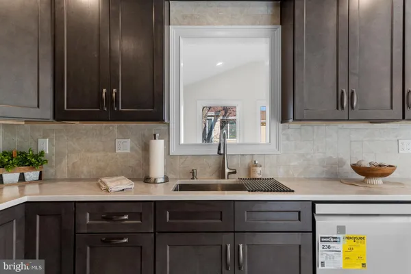 Property Slideshow image 3 of 30 | 398 fuchsia plz c, Monroe Township, NJ, 08831