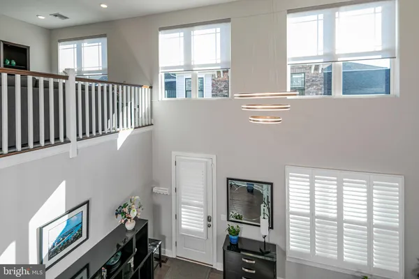 Property Slideshow image 3 of 24 | 21 dogleg ln, Lawrenceville, NJ, 08648