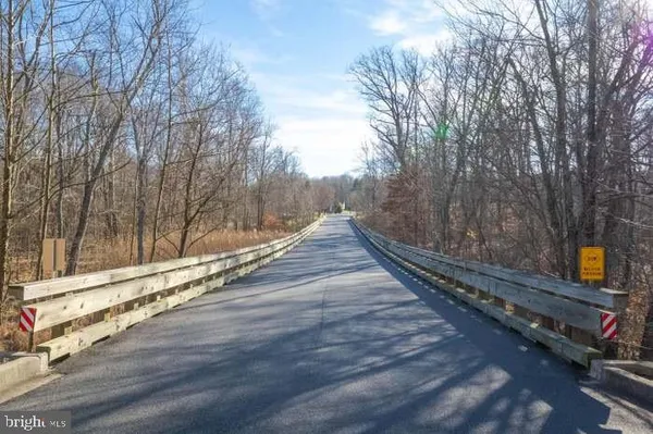 Property Slideshow image 3 of 4 | 901 macphail woods xing apt 3a, Bel Air, MD, 21015