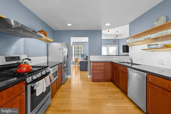 Property Slideshow image 3 of 21 | 47 hedge row rd, Princeton, NJ, 08540