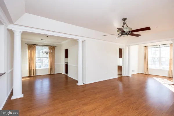 Property Slideshow image 3 of 32 | 7335 brookview rd unit 106, Elkridge, MD, 21075