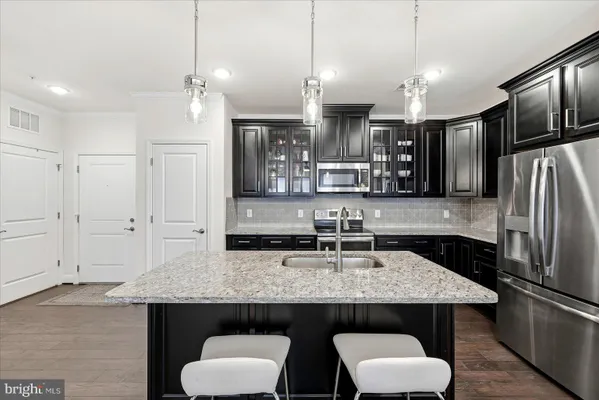 Property Slideshow image 2 of 40 | 23630 havelock walk ter unit 305, Ashburn, VA, 20148