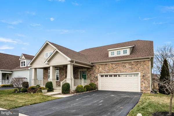 Property Slideshow image 2 of 42 | 624 vivaldi dr, Middletown, DE, 19709