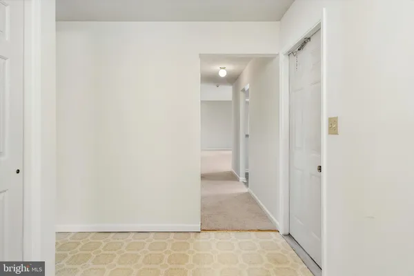 Property Slideshow image 3 of 29 | 2 fernwood ct, Columbus, NJ, 08022