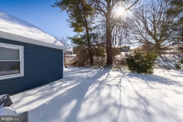 Property Slideshow image 3 of 21 | 50 buckingham dr, Southampton, NJ, 08088