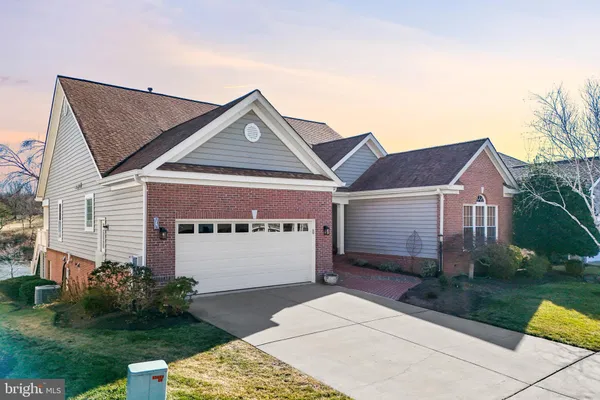 Property Slideshow image 3 of 40 | 13852 crabtree way, Gainesville, VA, 20155