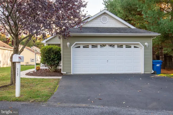 Property Slideshow image 2 of 25 | 117 begonia ln 86, Magnolia, DE, 19962