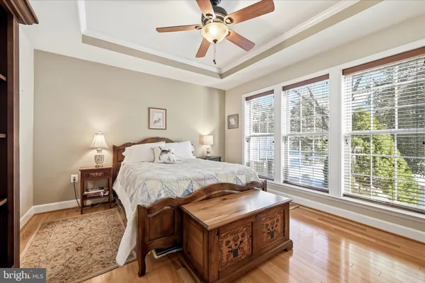 Property Slideshow image 3 of 44 | 44397 oakmont manor sq, Ashburn, VA, 20147