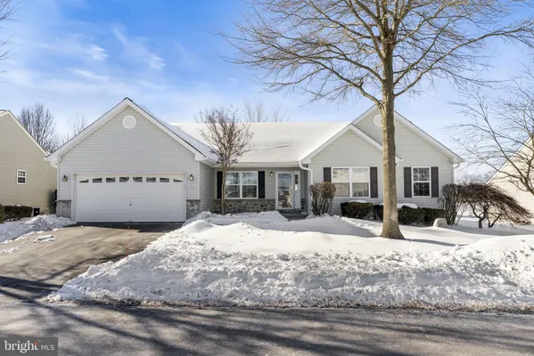 Property Slideshow image 2 of 42 | 50 presidential dr, Royersford, PA, 19468