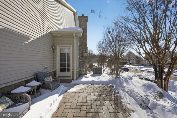 Property Slideshow image 3 of 30 | 284 willow dr 69, Newtown, PA, 18940