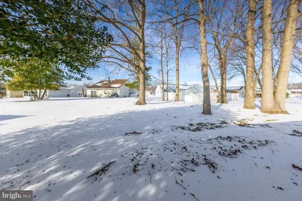 Property Slideshow image 3 of 14 | 27 lakebridge dr, Woodbury, NJ, 08096