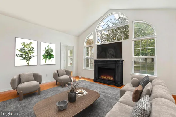 Property Slideshow image 2 of 35 | 64 villa dr 206, Warminster, PA, 18974